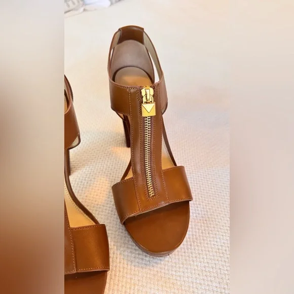 MICHAEL KORS Berkley Tan Leather Block Heel Sandals Platform Heels Shoes - Picture 9 of 15
